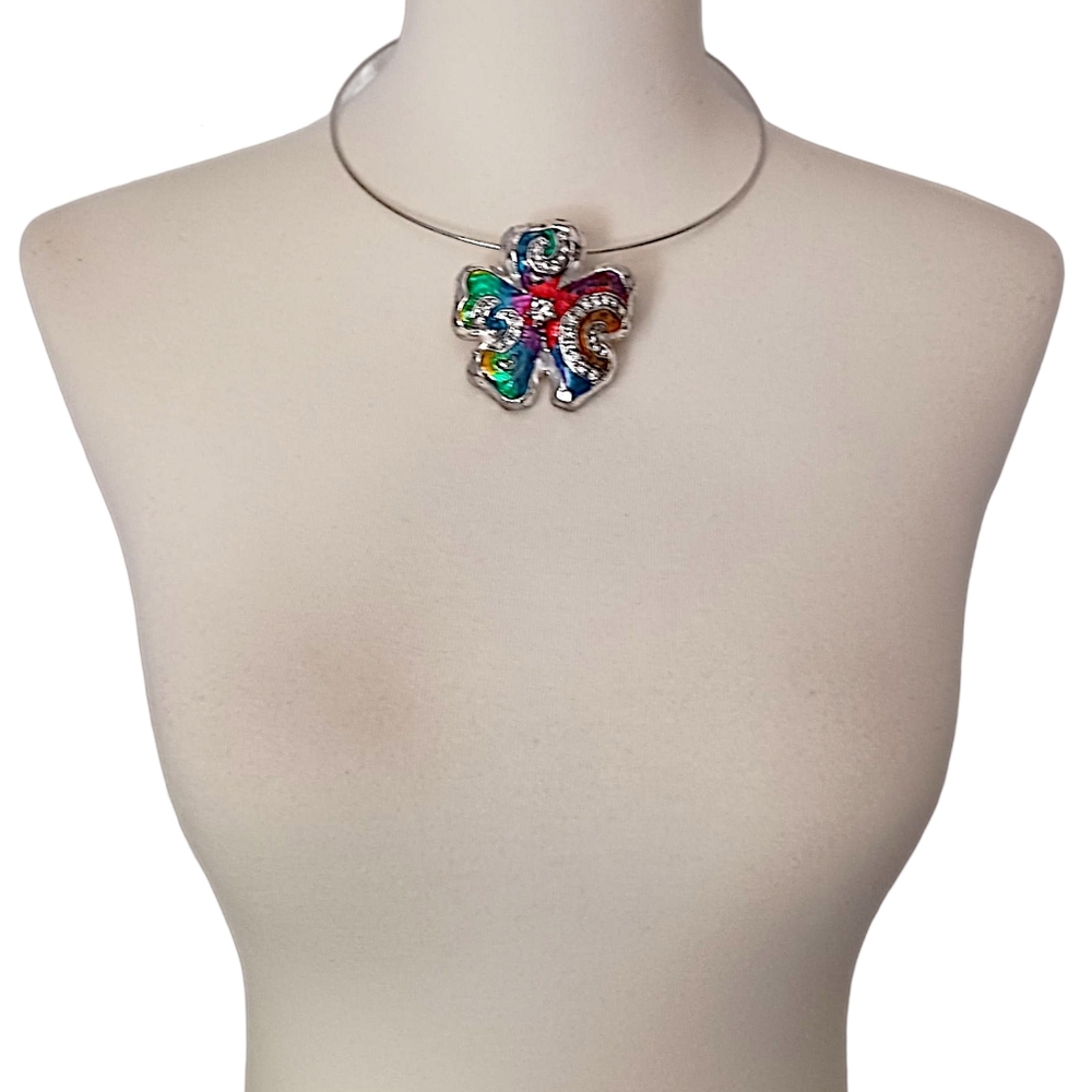 Y2K Flower Omega Pendant Necklace Enameled Rhinestones‎ Silver Tone Artsy Fairy